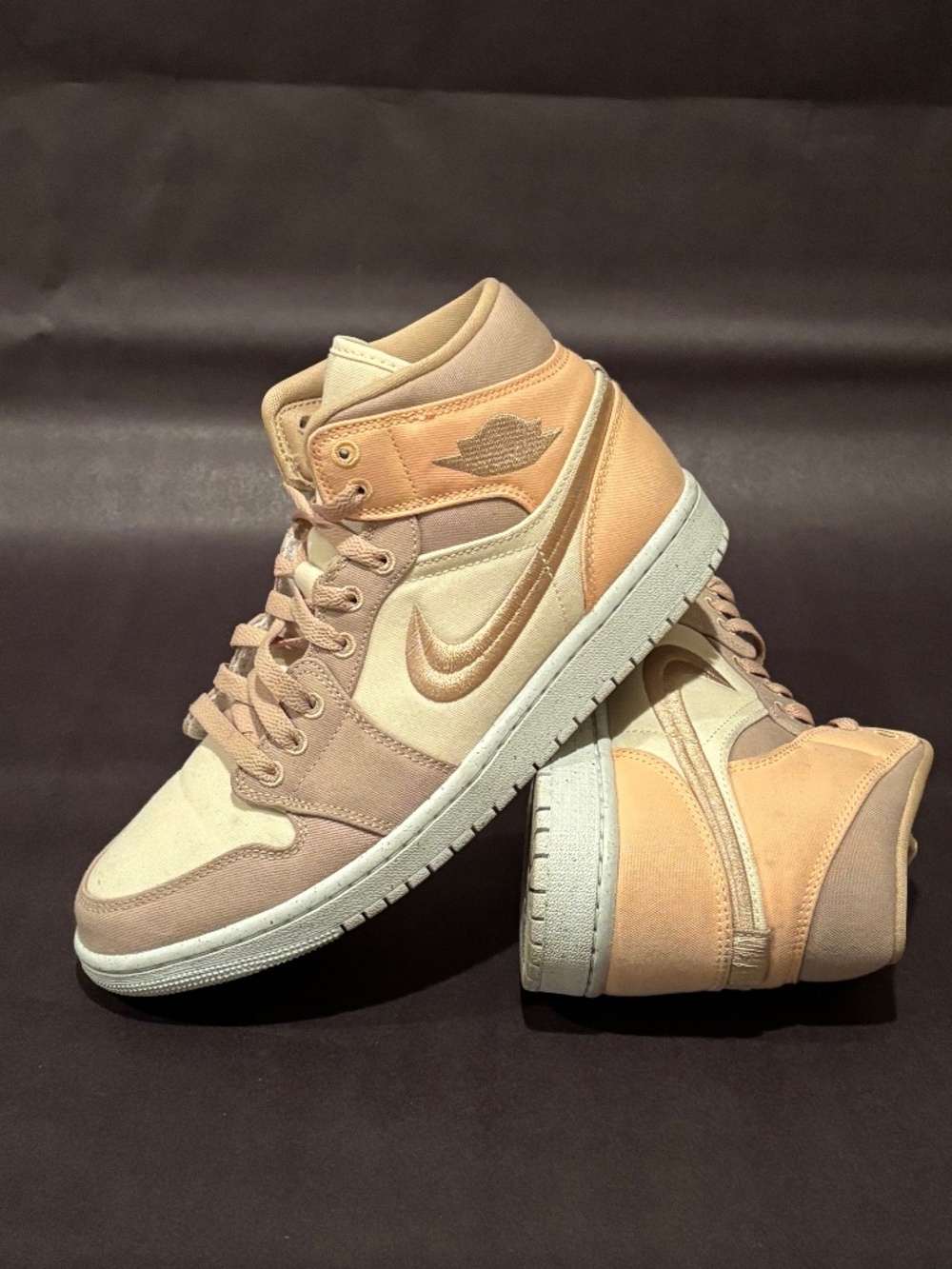 Nike Air Jordan 1 Mid SE Canvas Muslin (DV0427-102) Womens size 9.5